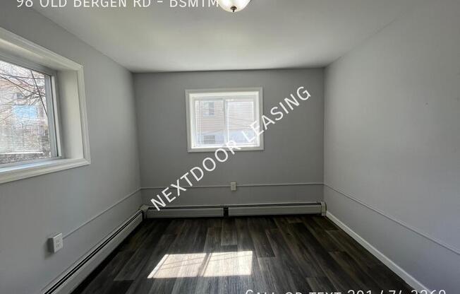 98 OLD BERGEN RD