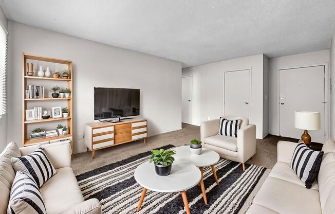 1 bed, 1 bath, 700 sqft, $760, Unit 4530-27