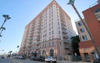 Chic Ocean-View Furnished Studio in a Historic Downtown Long Beach Building