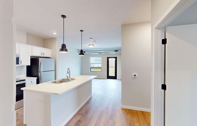 2 beds, 1 bath, 1,096 sqft, $1,445, Unit 2731-2421