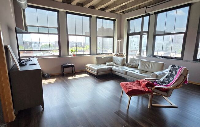 2 beds, 2.5 baths, 1,288 sqft, $2,775, Unit 407