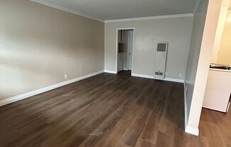 1 bed, 1 bath, 605 sqft, $1,950, Unit 7