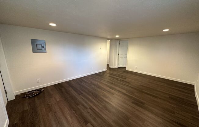 2 beds, 1 bath, 1,000 sqft, $950, Unit 978 #4