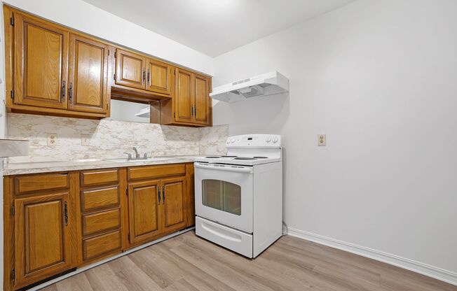 1 bed, 1 bath, 800 sqft, $800, Unit Unit 11