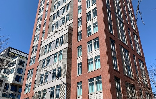 85 ADAMS ST