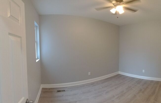 3 beds, 1 bath, $1,650