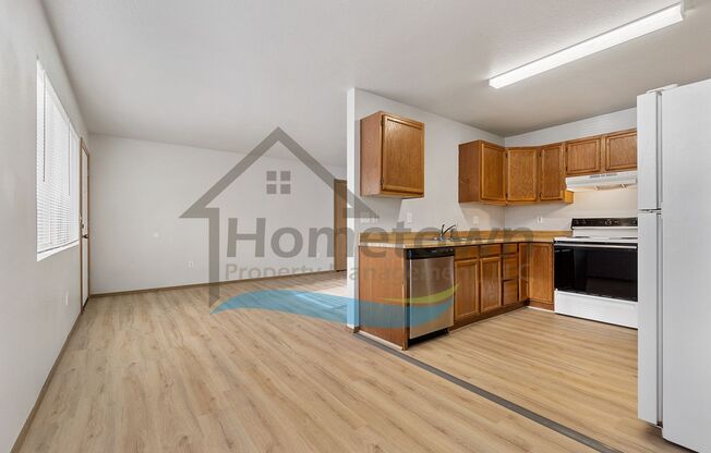 2 beds, 1 bath, $1,200, Unit 2