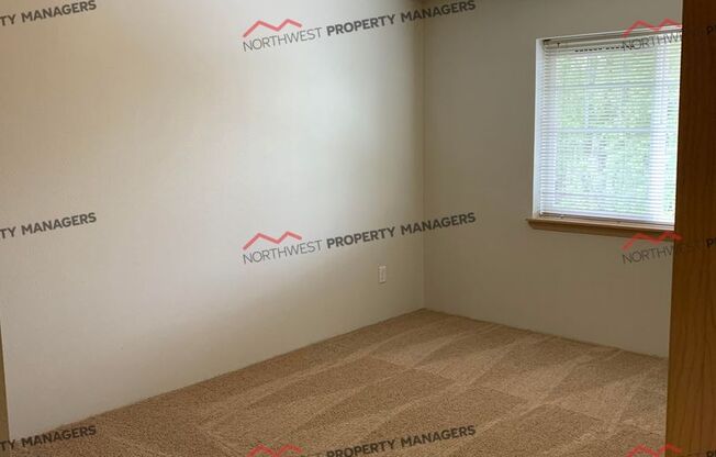 2 beds, 1 bath, 901 sqft, $1,450, Unit F-321