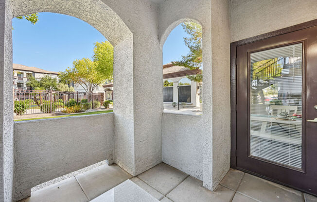 3 beds, 2 baths, 1,152 sqft, $1,669