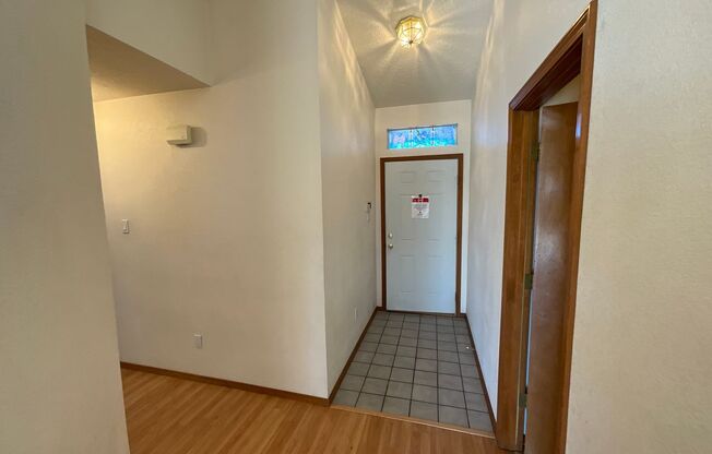 3 beds, 2 baths, $1,750