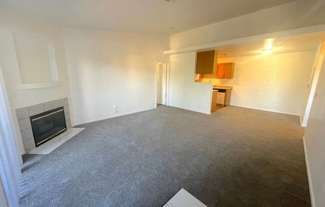 SPACIOUS 2BED/2BATH CONDO * SECOND FLOOR FLOOR UNIT*