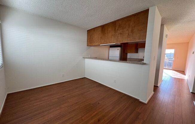 21st St 1144