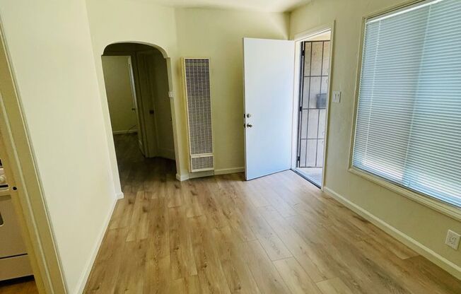 2 Bedroom unit with parking
