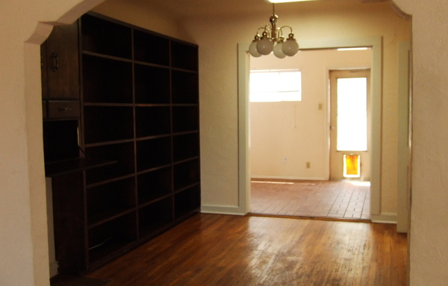 412 Baltimore Charming home