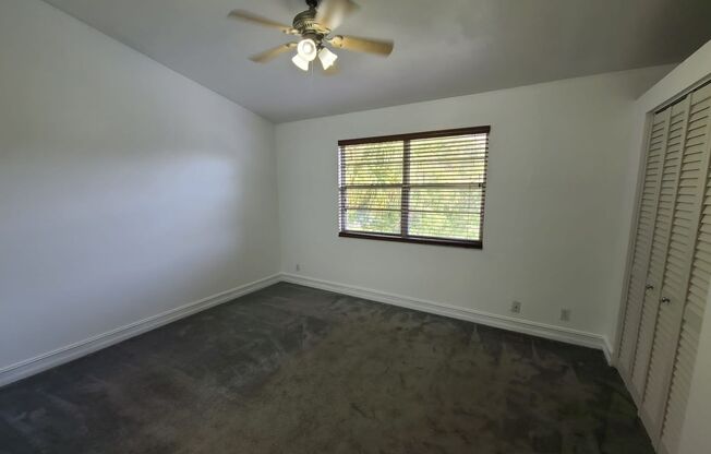 2 BED 1.5 BATH | TOWNHOME | LAKEBRIDGE