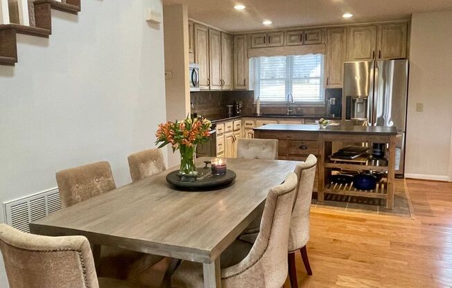 Spacious Lake and Golf View Home