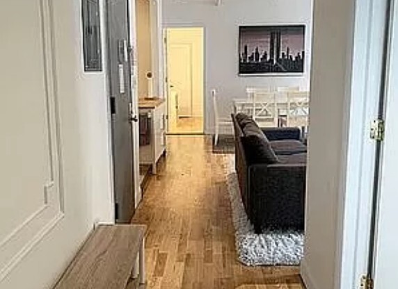 3 beds, 1 bath, $5,095, Unit 2