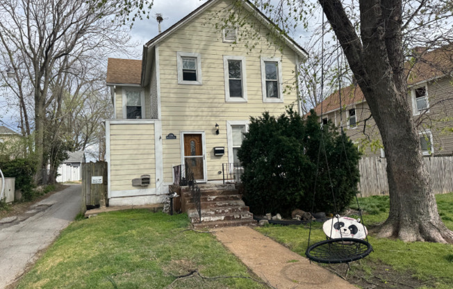 2214 MCCAUSLAND
