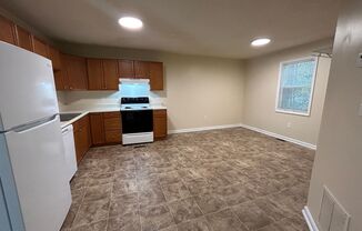 4 beds, 3 baths, $1,800, Unit 1806 Cedar Shoals Dr