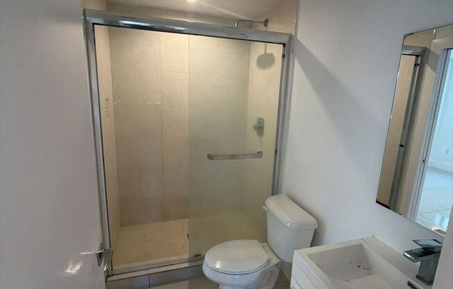 2 beds, 1 bath, 550 sqft, $1,995, Unit 821-205