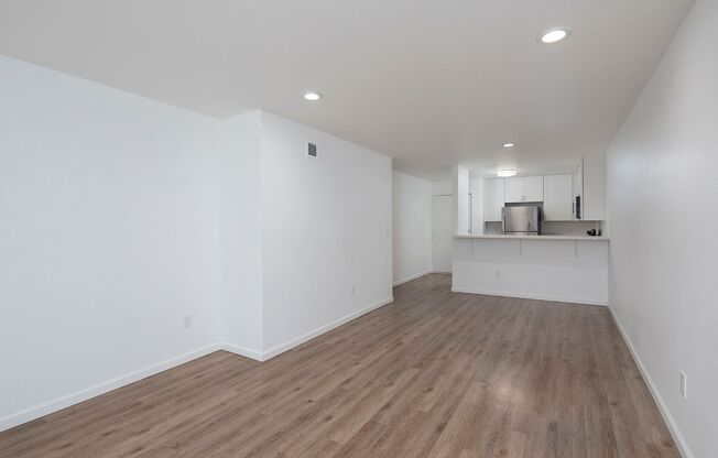 3 beds, 2 baths, 1,105 sqft, $3,495, Unit 241