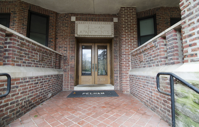 2 beds, 1 bath, 820 sqft, $1,625, Unit 103
