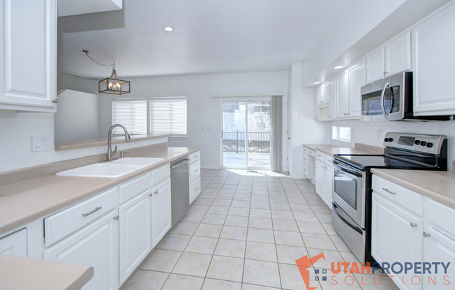 486 E ELIZABETH DAY CV