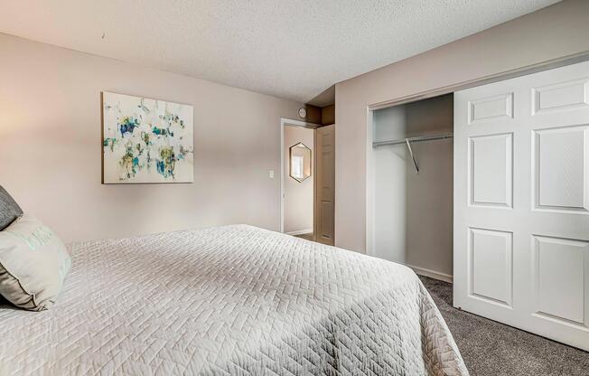 2 beds, 2 baths, 988 sqft, $1,424