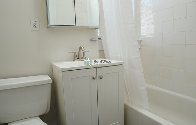 1677 Commonwealth Ave