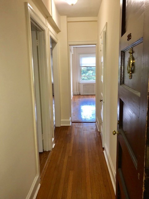 3 beds, 2 baths, 1,300 sqft, $2,300, Unit 315