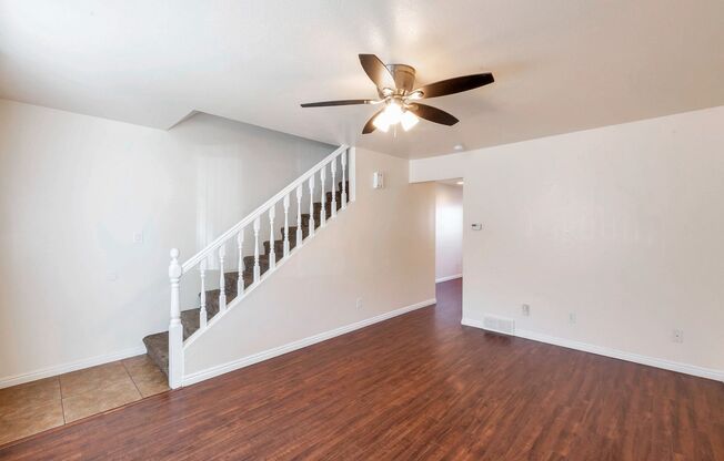 SPOTLESS 3 Bedroom Townhouse w assigned parking!