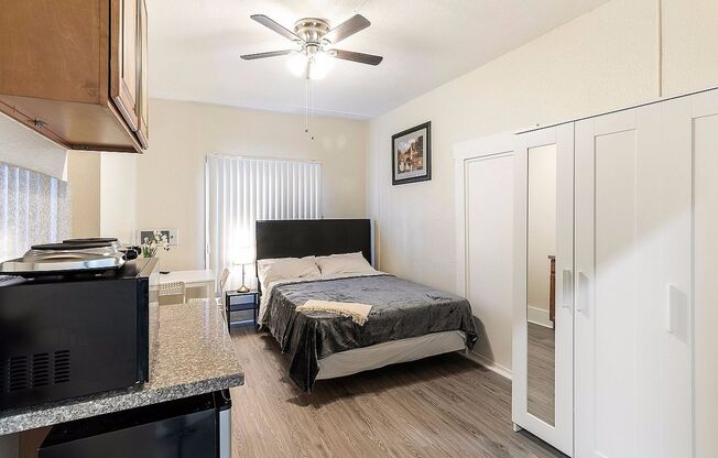 Studio, , 147 sqft, $1,095.42, Unit # 24