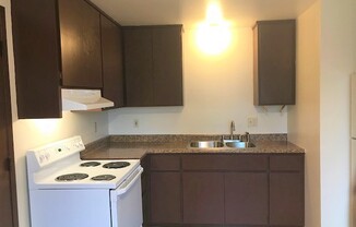 2 beds, 1 bath, $1,675