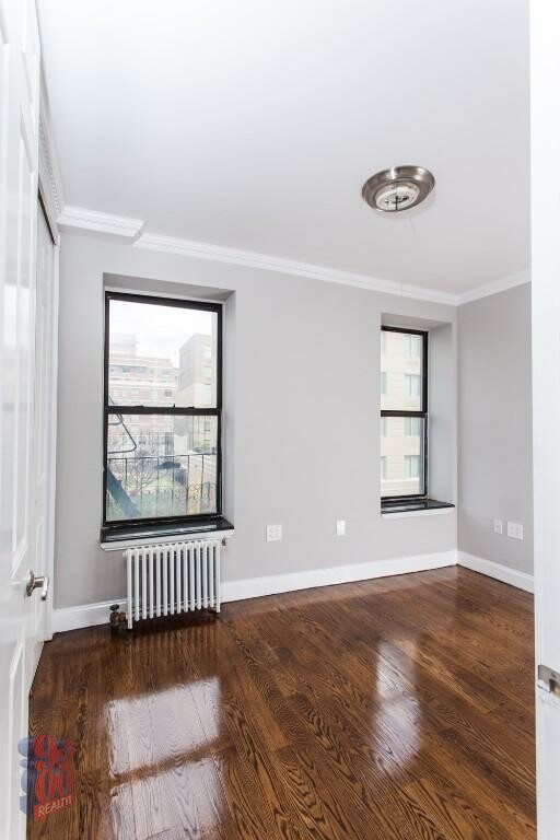 326 E 100th St