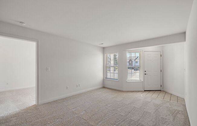 2 beds, 2 baths, 1,020 sqft, $1,470, Unit 6-2501 Emerson Cir.