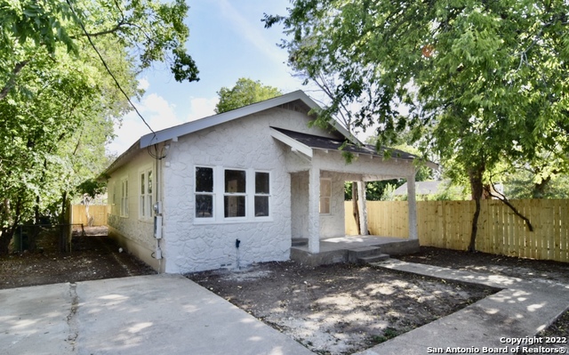 2334 ARANSAS AVE