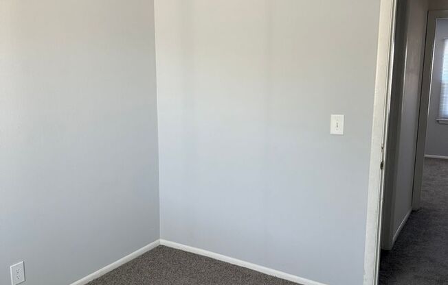 2 beds, 1 bath, 850 sqft, $1,550, Unit 119HS