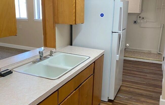 ALL PROSPECTIVE TENANTS MUST SUBMIT A $58 NON-REFUNDABLE APPLICATION FEE PER APPLICANT ONLINE AND BE PRE-QUALIFIED PRIOR TO ANY SHOWINGS