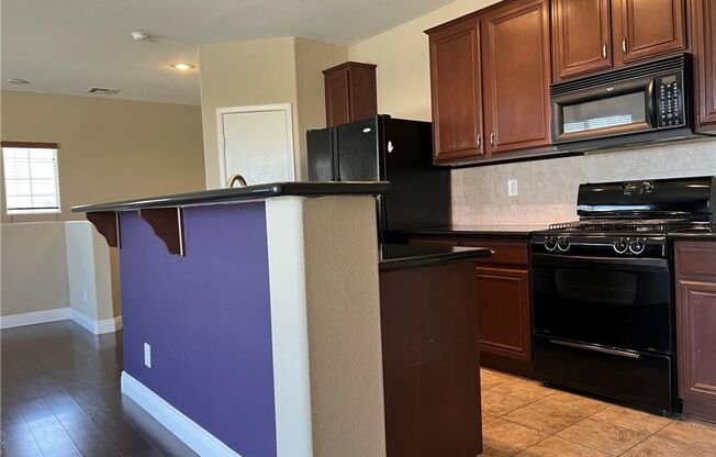 2 beds, 2 baths, $1,895, Unit 169