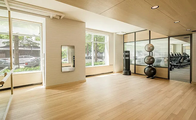 3 beds, 3 baths, 1,628 sqft, $20,000, Unit 22A