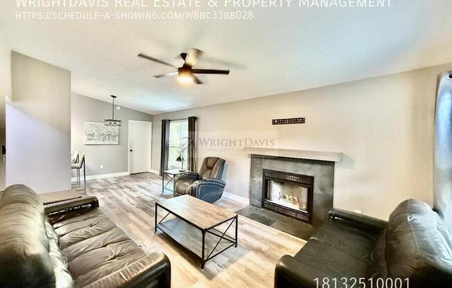 3958 DREAM OAK PL