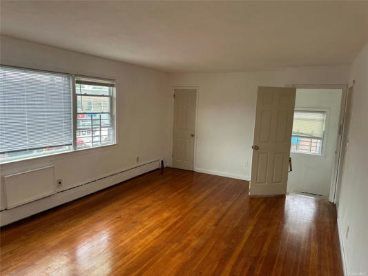 4 beds, 1 bath, $3,500, Unit 2ND