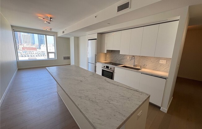 1 bed, 1 bath, 840 sqft, $3,400, Unit 1108