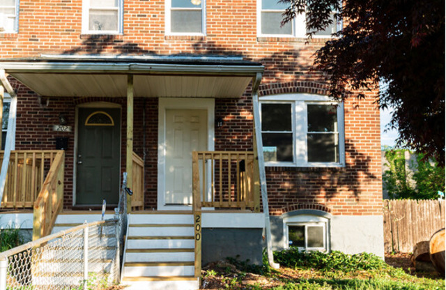 200 OLD RIVERSIDE RD