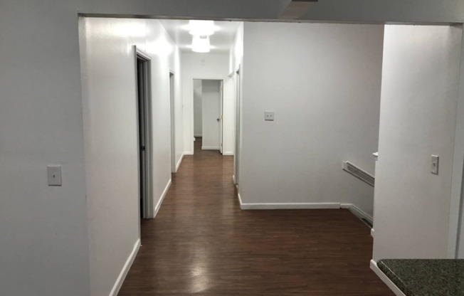 2119-2121-2123 E Union Building