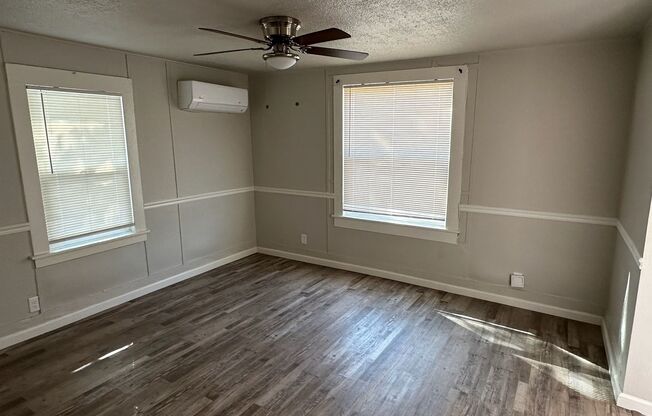 216 N. N ST. - 2 BEDROOM 2 BATH - TULARE, CA