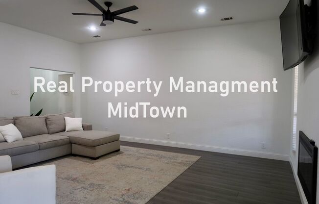 Charming Home Centrally Located in the DFW