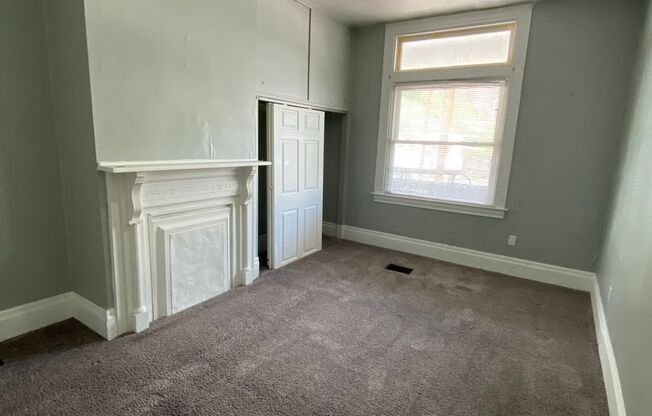 1 bed, 1 bath, $1,150, Unit Apt 1