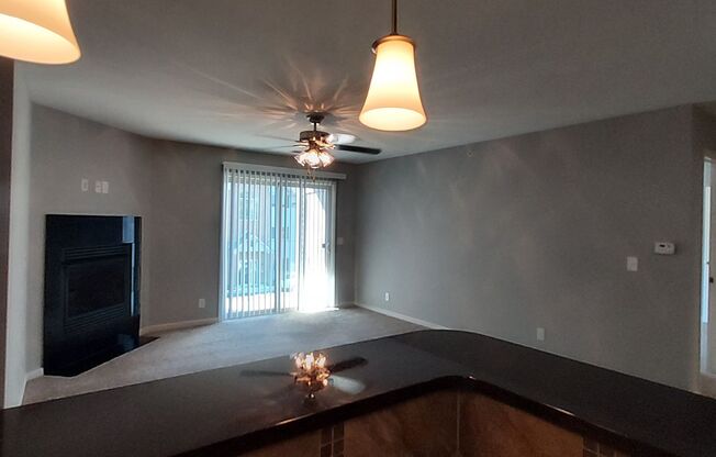 2 beds, 2 baths, 1,142 sqft, $1,360, Unit 31-202