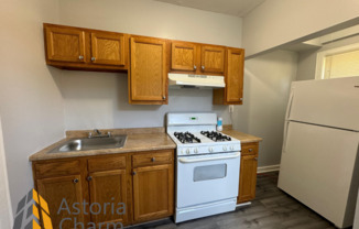 2 beds, 1.5 baths, $1,600